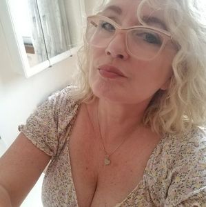 Meet your Posher, Phyllis